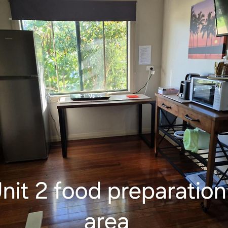 Bunbury's Most Convenient Location Extérieur photo